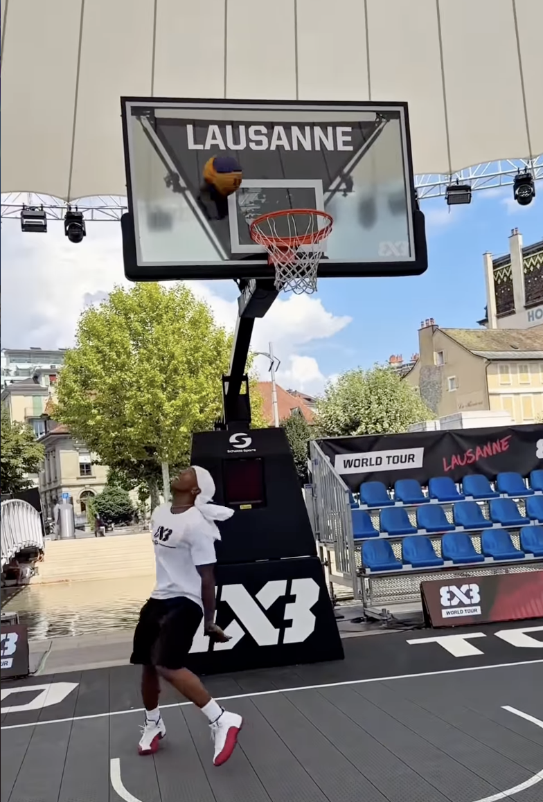 New Little Giant — On-court content at Place de l'Europe